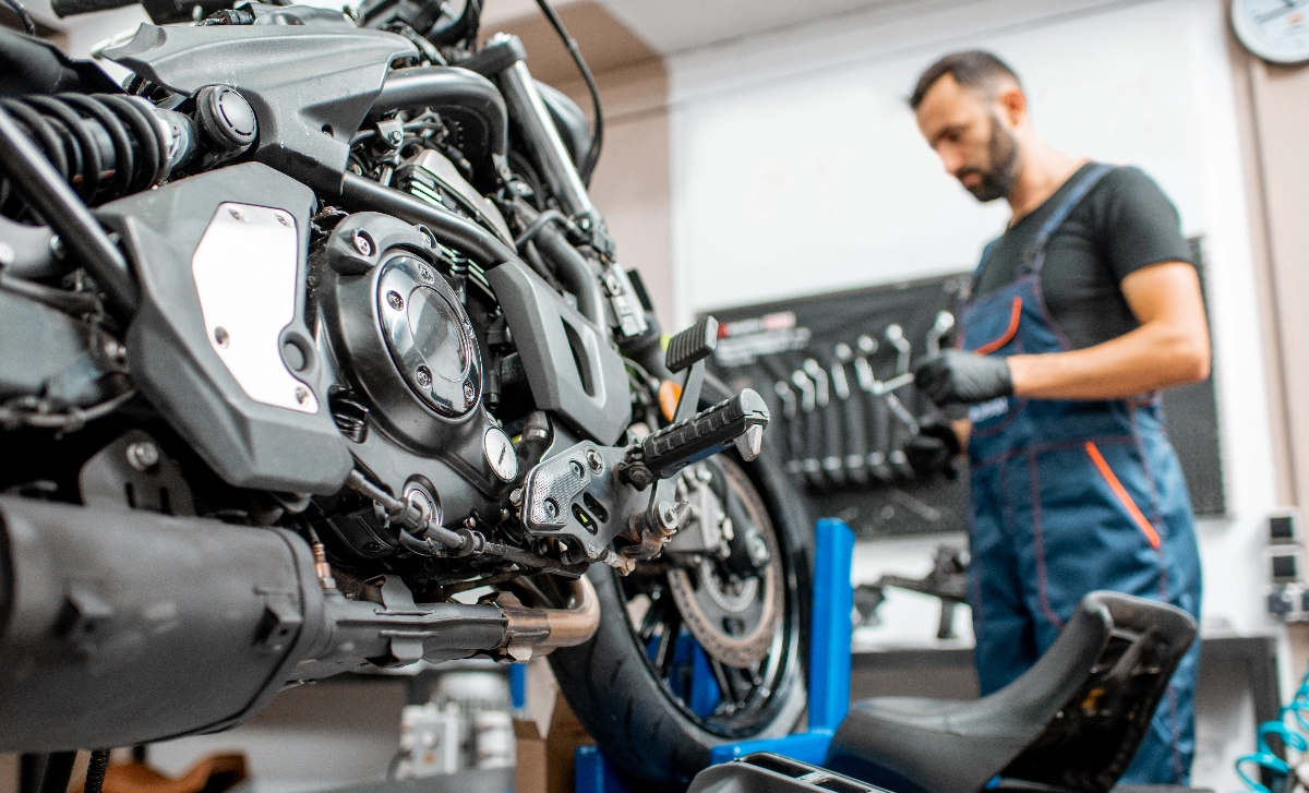 Jenny's Motorcycle Service Centre Motorcycle Service Centre , Easy Website, Motorcycle service cente, Better than squarespace,  Motorcycle maintenance, Tec-Nut.com Websites, Better Than Wix, Free website template,   Motorbike repair shop Serving Dorking